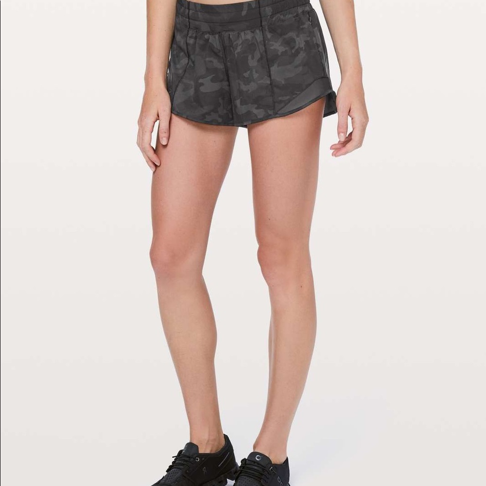 Lululemon Camo Hotty Hot Shorts 2.5” Inseam
